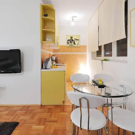 Astoria Apartment Belgrade