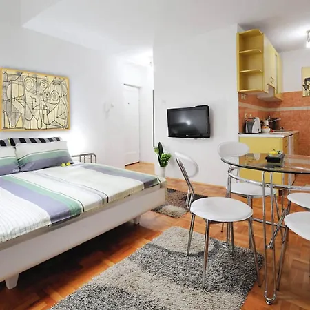 Astoria Apartment
